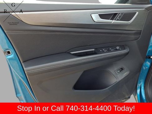 Used 2024 Volkswagen Atlas Cross Sport SE AWD/4WD image 17