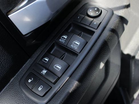 Used 2019 RAM 4500 Tradesman w/ Max Tow Package image 15