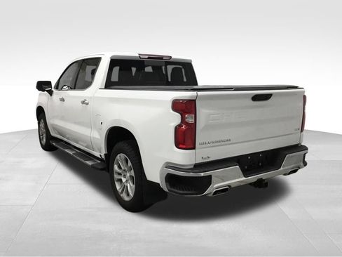Used 2023 Chevrolet Silverado 1500 LTZ w/ LTZ Convenience Package II AWD/4WD image 16