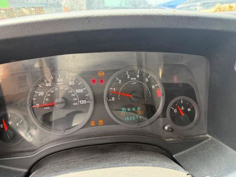 Used 2008 Jeep Compass Sport FWD image 10