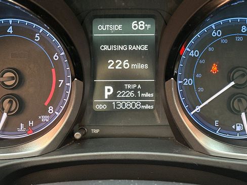 Used 2014 Toyota Corolla S image 26