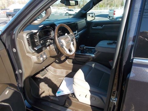 Used 2023 GMC Sierra 1500 SLT w/ SLT Premium Plus Package image 16