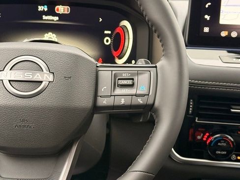 New 2026 Nissan Rogue Platinum w/ Tech Package image 24