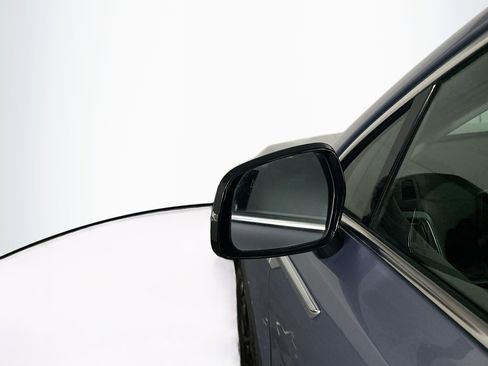 Used 2024 Kia Sorento S image 16