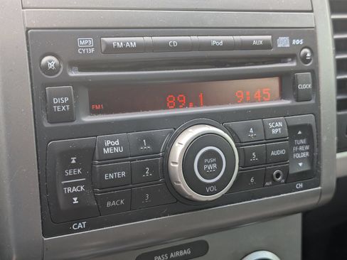 Used 2012 Nissan Sentra 2.0 SR FWD image 11