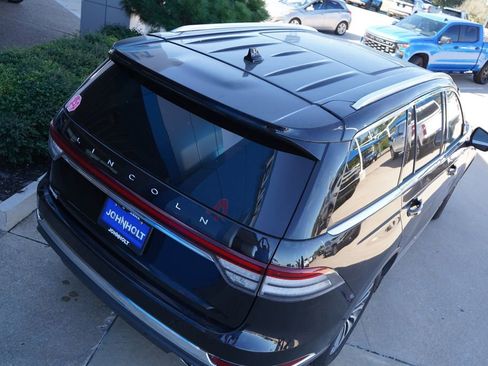 Used 2024 Lincoln Aviator Reserve image 13