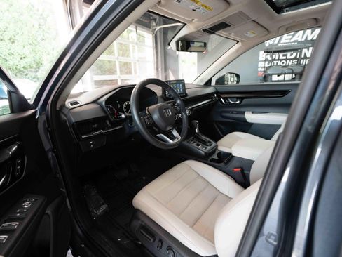 Used 2025 Honda CR-V EX-L image 8