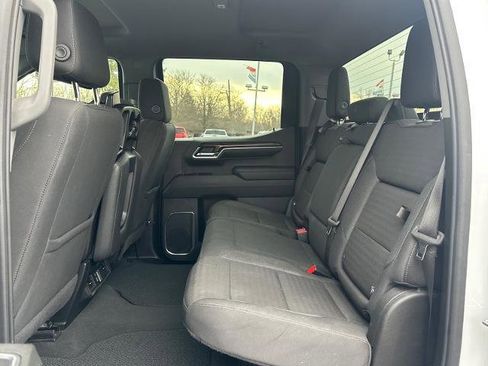Used 2024 GMC Sierra 1500 Elevation image 9