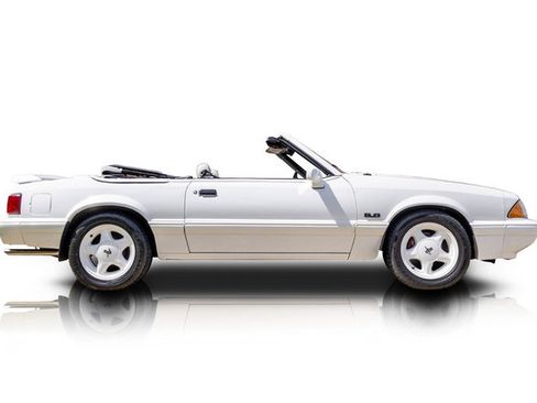 Used 1993 Ford Mustang LX RWD image 2