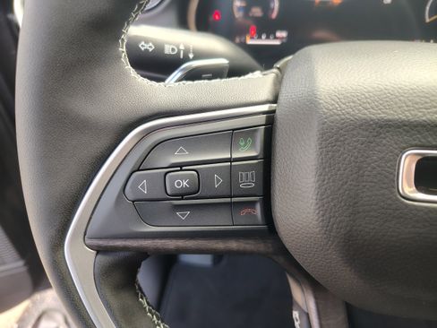 New 2026 Jeep Grand Cherokee L 4WD image 36