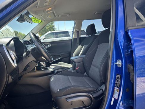 Used 2020 Kia Soul GT-Line FWD image 11