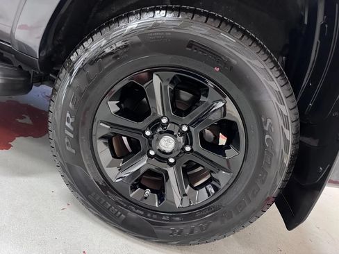 Used 2016 Toyota 4Runner SR5 Premium RWD image 9