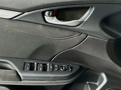 Used 2021 Honda Civic EX image 18