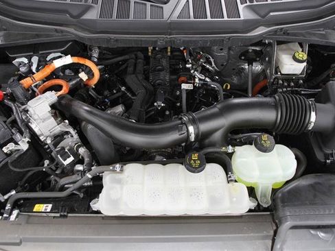 Used 2024 Ford F150 XLT w/ Mobile Office Package image 26