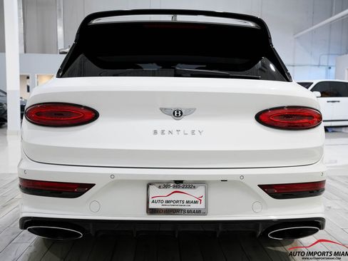Used 2022 Bentley Bentayga Speed image 20