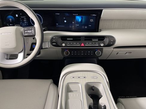 Used 2026 Hyundai Palisade Calligraphy FWD image 16