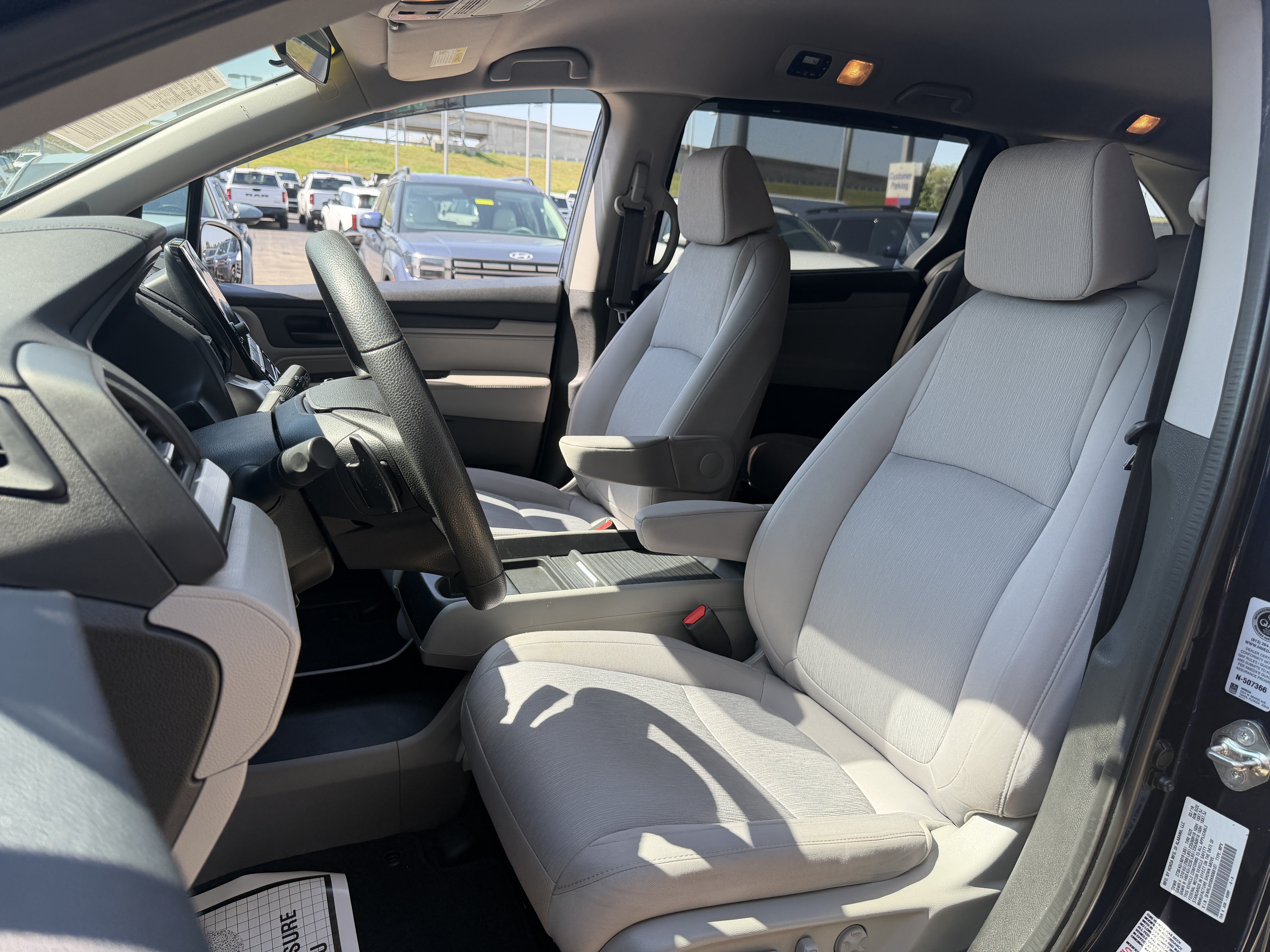 Used 2019 Honda Odyssey EX image 37
