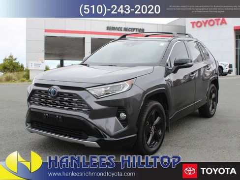 Certified 2021 Toyota RAV4 XSE w/ XSE Grade Weather Package AWD/4WD image 3