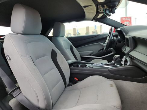 Used 2023 Chevrolet Camaro LT image 15