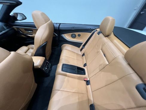 Used 2018 BMW 430i xDrive Convertible image 24