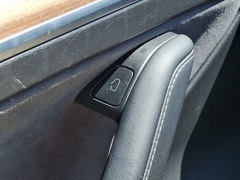 Used 2021 Tesla Model 3 Standard Range Plus RWD image 25