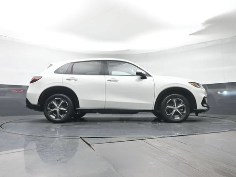 Used 2024 Honda HR-V EX-L image 31