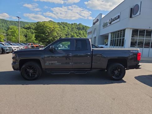 Used 2016 Chevrolet Silverado 1500 LT w/ All Star Edition AWD/4WD image 8