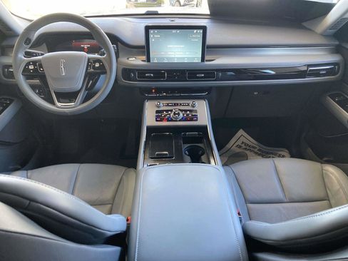 Used 2021 Lincoln Aviator Reserve w/ Elements Package Plus image 18