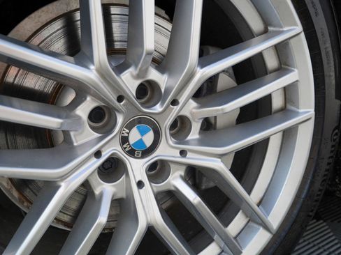 Used 2024 BMW 530i xDrive w/ Convenience Package image 92