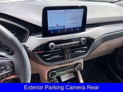 Certified 2022 Ford Escape SEL AWD/4WD image 10
