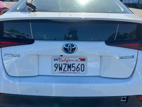 Used 2022 Toyota Prius LE FWD image 19