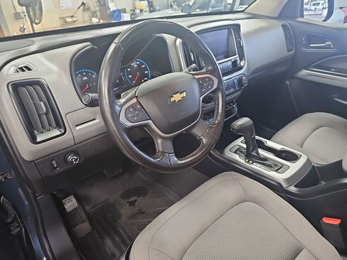 Used 2019 Chevrolet Colorado LT w/ LT Convenience Package RWD image 15