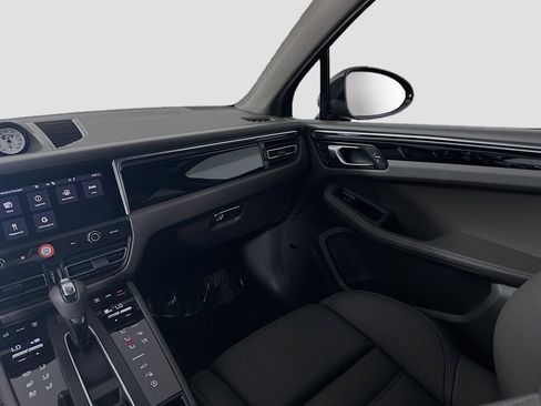 New 2026 Porsche Macan Turbo AWD/4WD image 25