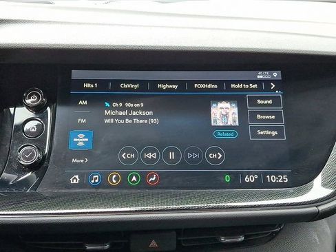 Used 2022 Buick Envision Essence w/ Technology Package I image 18