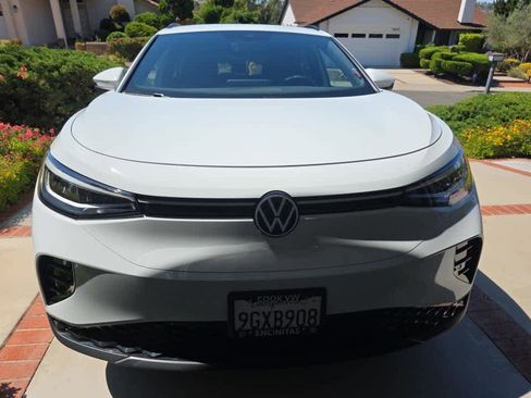Used 2023 Volkswagen ID.4 Pro RWD image 2