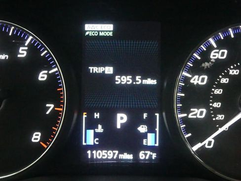 Used 2020 Mitsubishi Outlander SE image 34