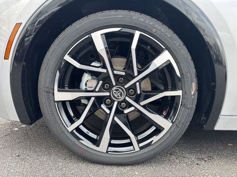 New 2026 Toyota Prius XSE image 9