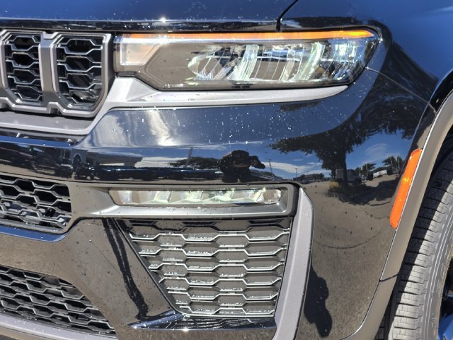 New 2027 Jeep Grand Cherokee Limited AWD/4WD image 5