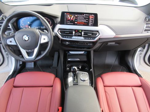Used 2024 BMW X3 xDrive30i w/ Convenience Package image 18