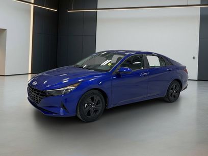 Certified 2021 Hyundai Elantra SEL