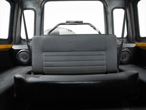 Used 1995 Land Rover Defender 90 image 14