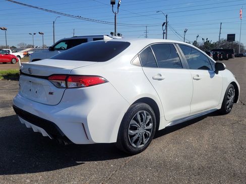 Used 2022 Toyota Corolla SE FWD image 4