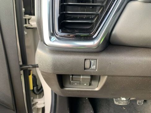 New 2026 GMC Canyon Elevation w/ Convenience Package image 20