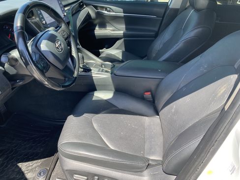 Used 2021 Toyota Camry XSE w/ Carpet Mat Package (TMS) FWD image 12