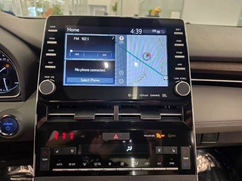 Used 2020 Toyota Avalon Limited w/ Advanced Safety Package FWD image 24