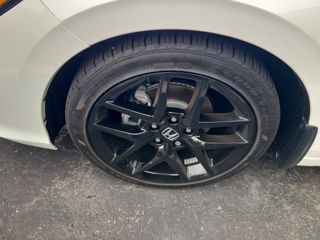 Used 2025 Honda Civic Sport image 3