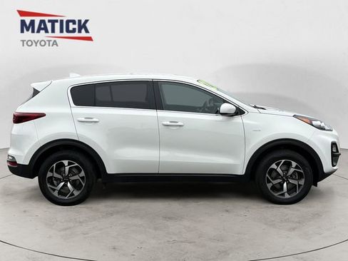Used 2021 Kia Sportage LX image 8
