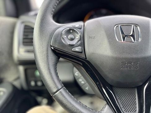 Used 2022 Honda HR-V Sport image 32