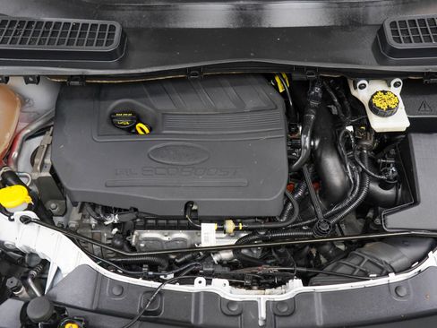 Used 2018 Ford Escape SE w/ Ford Safe & Smart Package AWD/4WD image 31