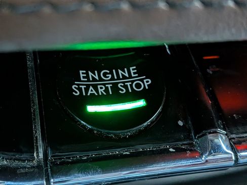 Used 2022 Lincoln Nautilus Reserve image 30